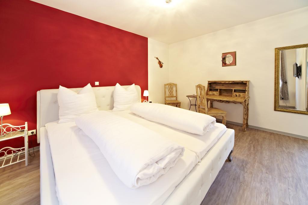 Gaestehaus Steinmuehle Osthofen Rum bild